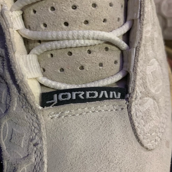 NIKE RETRO JORDAN 13- CHINESE NEW YEAR 2020 SPECIAL COIN DESIGN (CW4409-100) - Picture 15 of 16